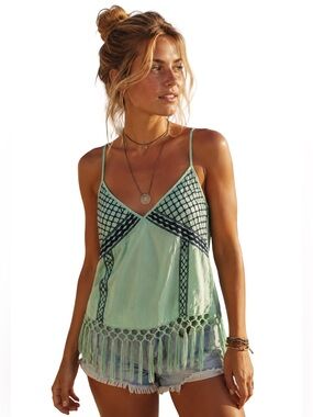 Francesca’s NWT Mint Boho Fringe Tank Top Embroidered Festival beach cami S